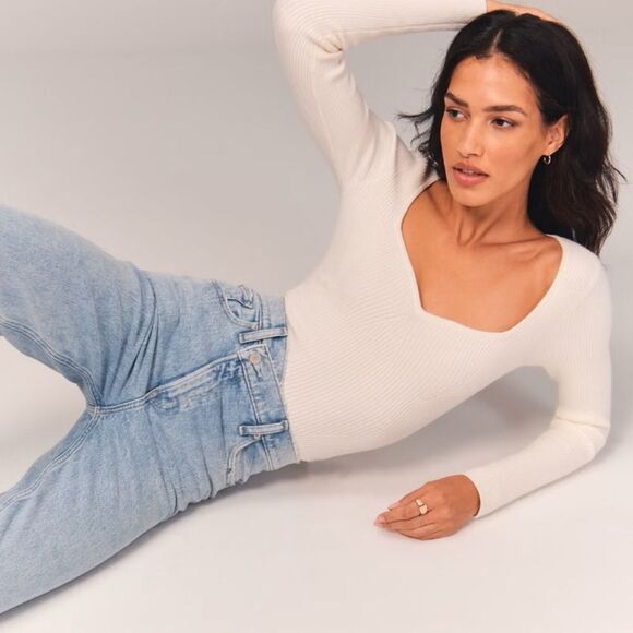 Abercrombie & Fitch Sky Blue Straight Leg Jeans High Waisted - Picture 3 of 10